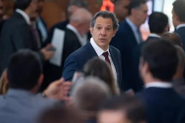 Responsabilidade Fiscal no Brasil: Desafios e Soluções